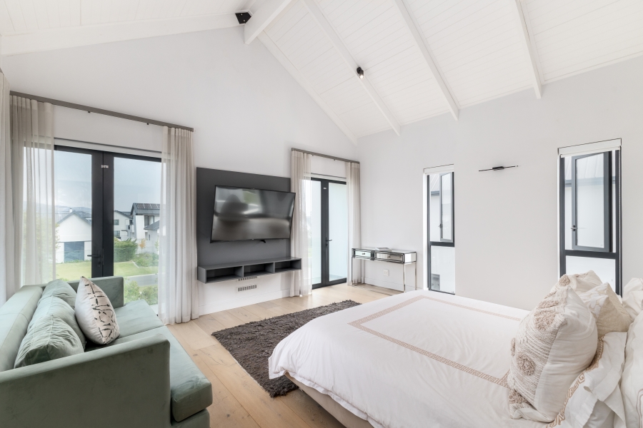 5 Bedroom Property for Sale in Val De Vie Estate Western Cape